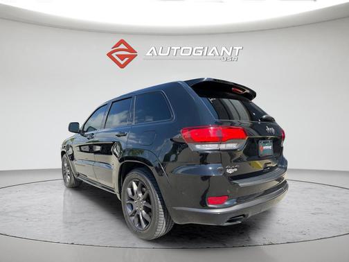 Diamond Black Crystal Pearlcoat 2020 Jeep Grand Cherokee High Altitude