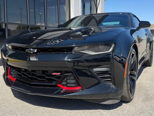 Black 2018 Chevrolet Camaro 2SS