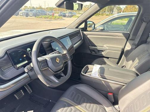 2023 Rivian R1T Adventure