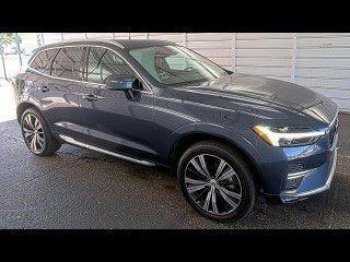 2022 Volvo XC60 B5 Inscription