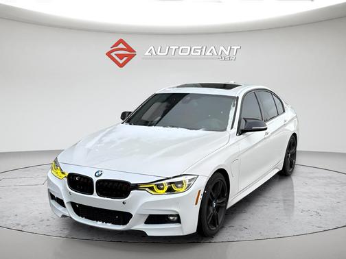 Alpine White 2017 BMW 330e iPerformance