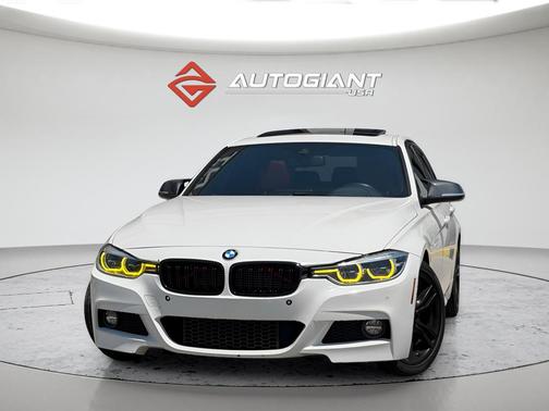 Alpine White 2017 BMW 330e iPerformance
