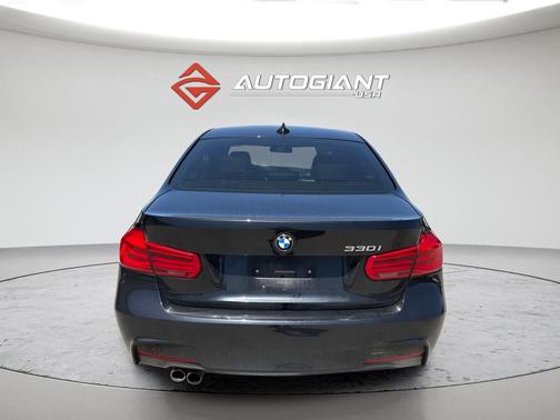 Black Sapphire Metallic 2017 BMW 330 330i