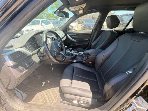 Black Sapphire Metallic 2017 BMW 330 330i