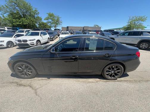 Black Sapphire Metallic 2017 BMW 330 330i