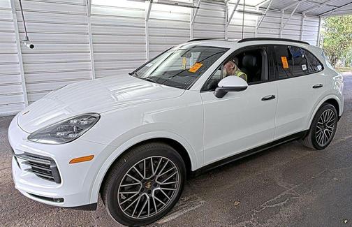 White 2021 Porsche Cayenne S