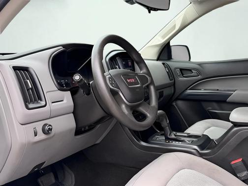 Summit White 2016 GMC Canyon Base