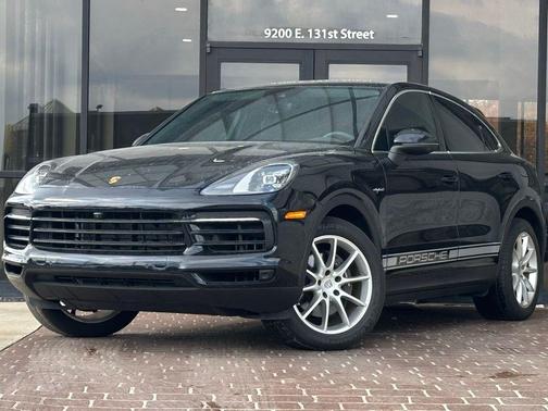 2022 Porsche Cayenne Cayenne E-Hybrid