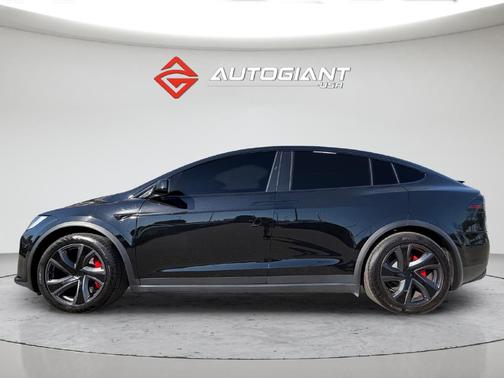 Diamond Black 2026 Tesla Model X Plaid