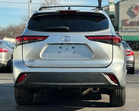 2023 Toyota Highlander LE