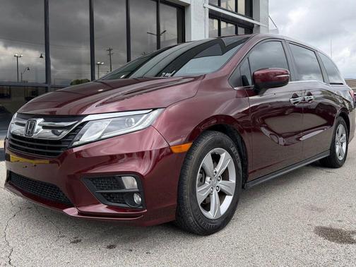 Deep Scarlet Pearl 2019 Honda Odyssey EX
