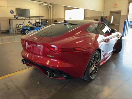 Red 2016 Jaguar F-TYPE R