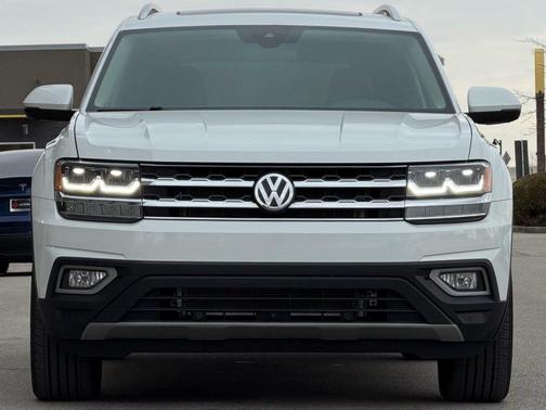2019 Volkswagen Atlas 3.6L SEL Premium