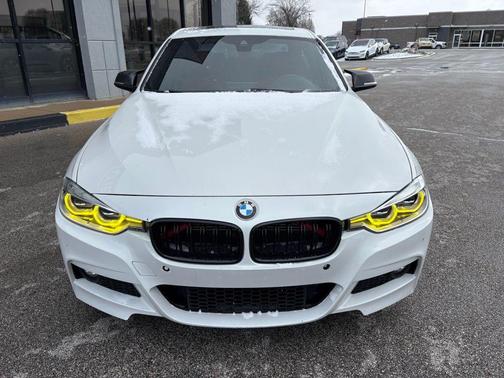 2017 BMW 330e iPerformance