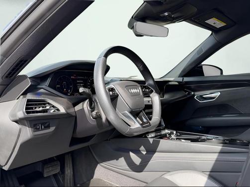 2022 Audi e-tron GT Prestige