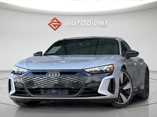 2022 Audi e-tron GT Prestige