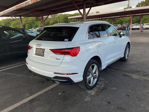 2020 Audi Q3 45 S line Premium