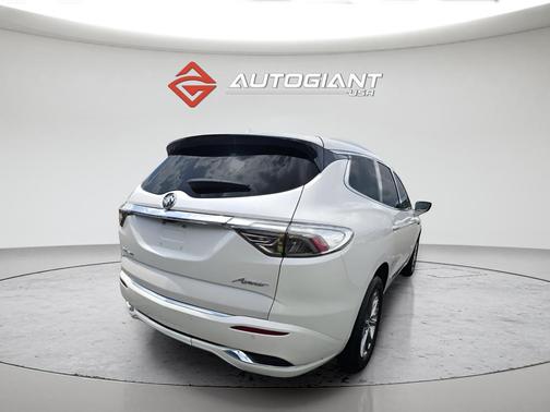 2022 Buick Enclave FWD Avenir