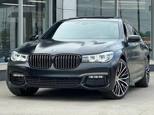 2019 BMW 740 740i