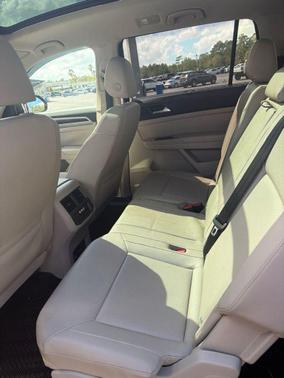 2020 Volkswagen Atlas 3.6L SE w/Technology