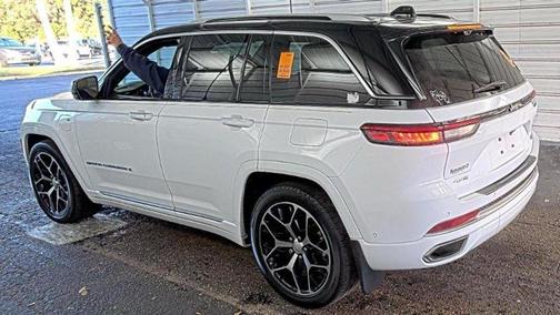 2022 Jeep Grand Cherokee 4xe Summit Reserve