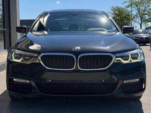 Black Sapphire Metallic 2017 BMW 540 xDrive