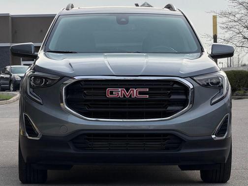 Satin Steel Metallic 2020 GMC Terrain SLE