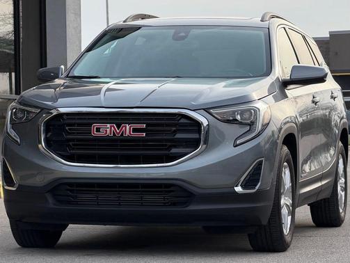 Satin Steel Metallic 2020 GMC Terrain SLE