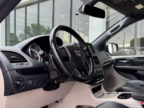 Octane Red Pearlcoat 2020 Dodge Grand Caravan SXT