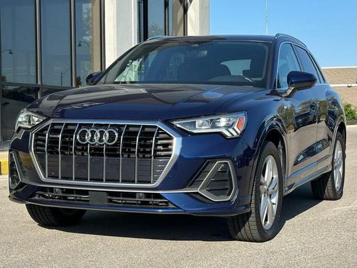 2021 Audi Q3 45 S line Premium Plus