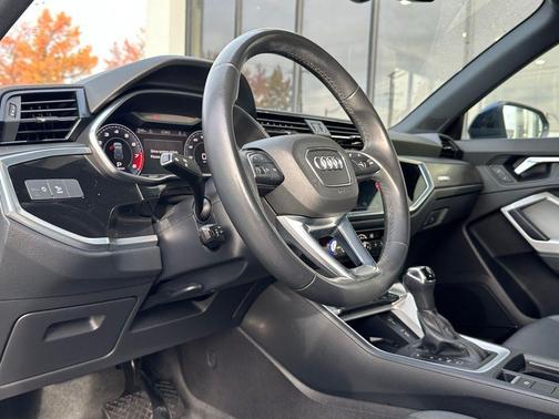 2021 Audi Q3 45 S line Premium Plus