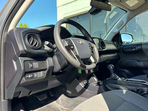 2020 Toyota Tacoma SR