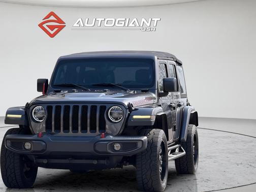 Granite Crystal Metallic Clearcoat 2018 Jeep Wrangler Unlimited Rubicon