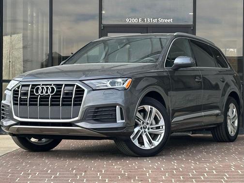 2021 Audi Q7 45 Premium Plus