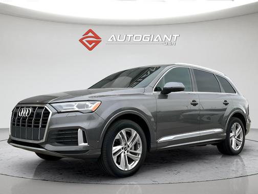 2021 Audi Q7 45 Premium Plus