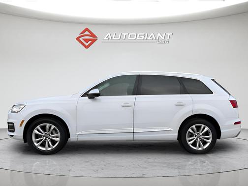 2019 Audi Q7 55 Premium Plus