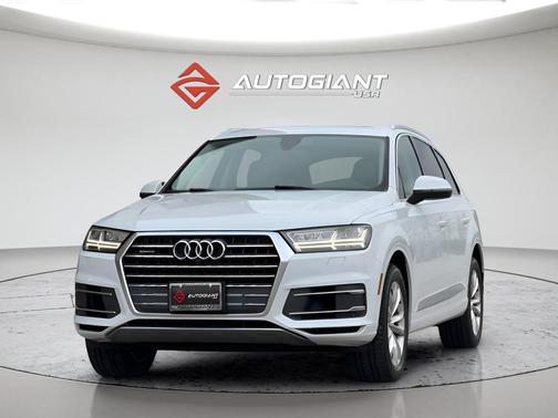 2019 Audi Q7 55 Premium Plus