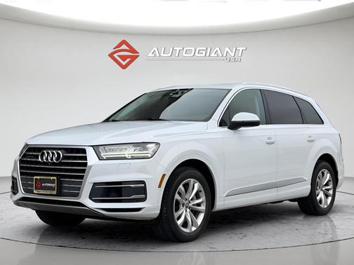 2019 Audi Q7 55 Premium Plus