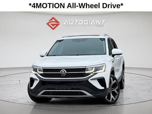 Pure White 2023 Volkswagen Taos 1.5T SEL