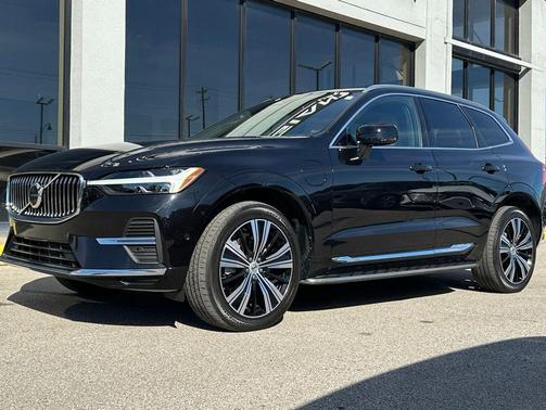 2022 Volvo XC60 Recharge Plug-In Hybrid T8 Inscription