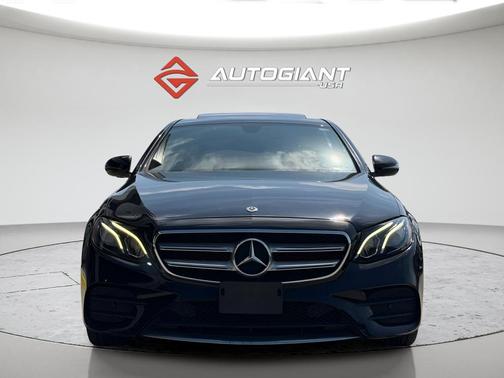 Black 2018 Mercedes-Benz E-Class 4MATIC