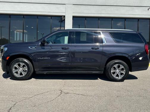 2023 GMC Yukon XL SLE