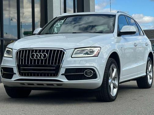 2017 Audi Q5 2.0T Premium Plus