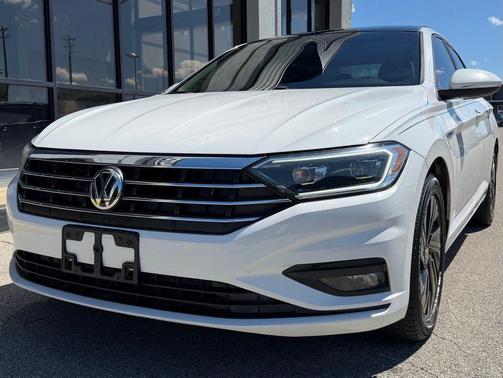 Pure White 2019 Volkswagen Jetta 1.4T SEL Premium