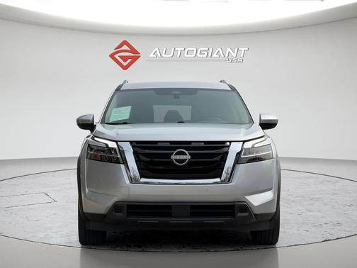 2022 Nissan Pathfinder SV 2WD