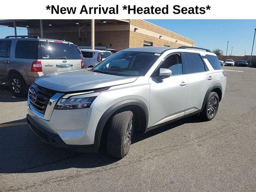2022 Nissan Pathfinder SV 2WD
