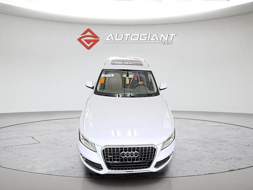 White 2017 Audi Q5 2.0T Premium Plus