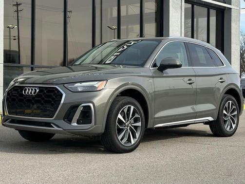 2024 Audi Q5 45 S line Premium Plus