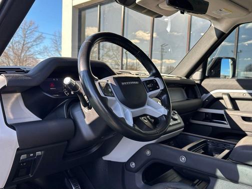 2020 Land Rover Defender 110 First Edition