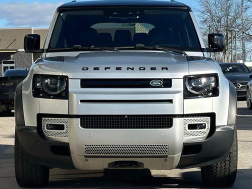 2020 Land Rover Defender 110 First Edition